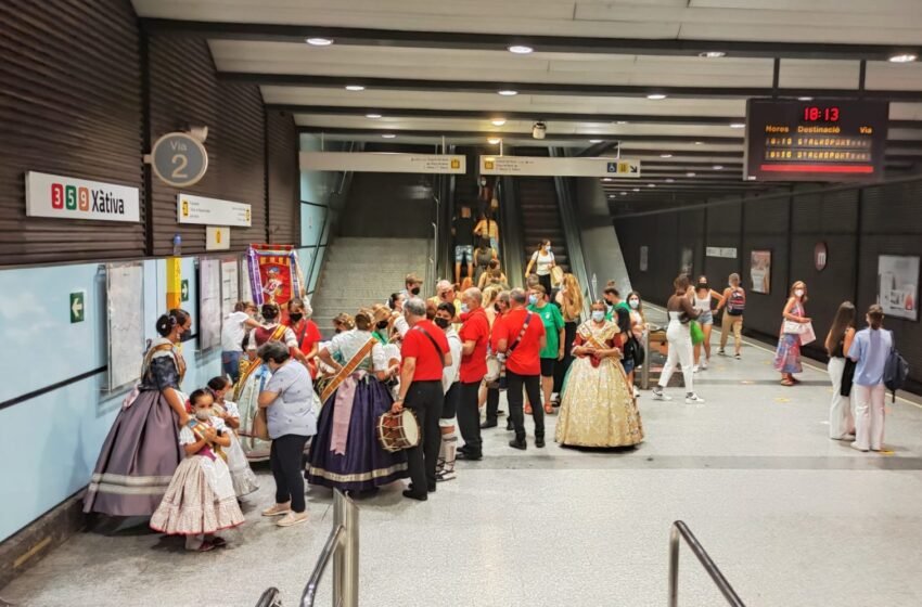  Metrovalencia inicia el servicio 24 horas por Fallas