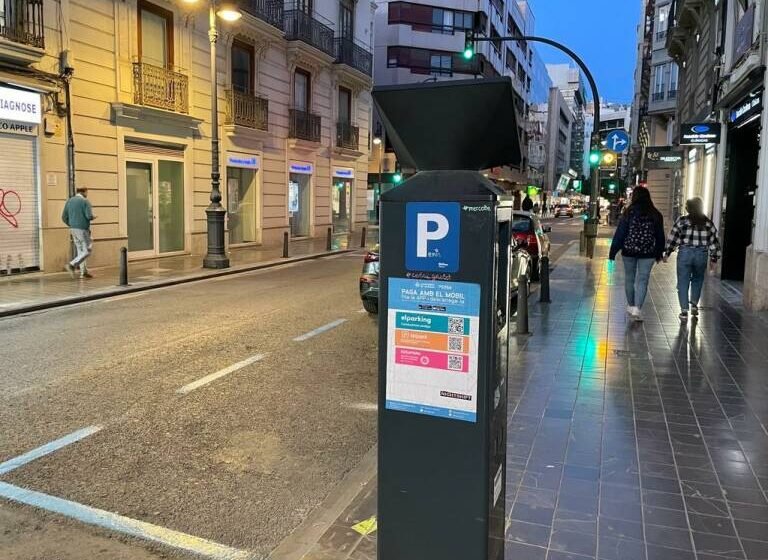  Valencia renueva la ORA: horarios, zonas y tarifas de aparcamiento